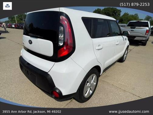2016 Kia Soul Base