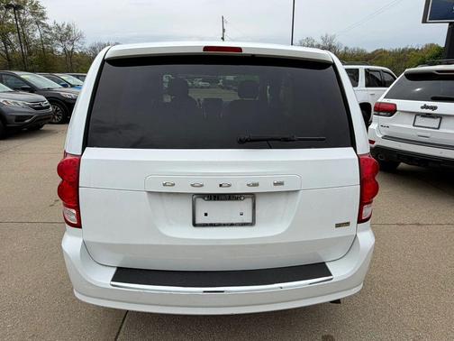 Bright White Clearcoat 2014 Dodge Grand Caravan AVP/SE