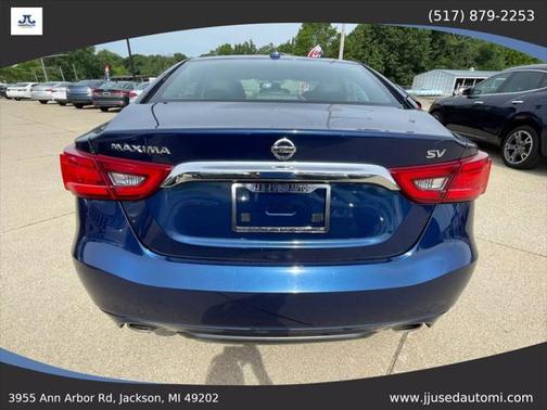 2016 Nissan Maxima SV Sedan 4D