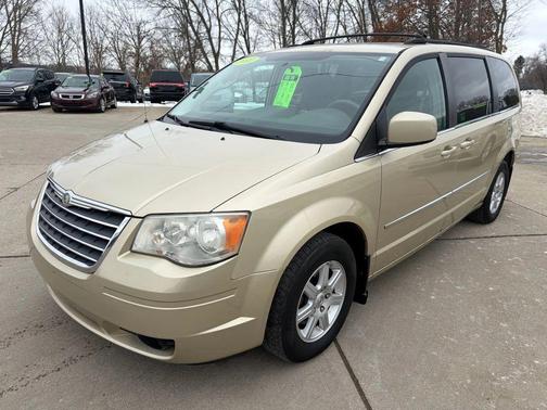 2010 Chrysler Town & Country Touring