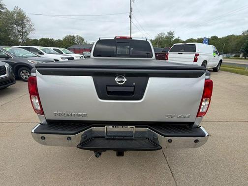 Brilliant Silver 2015 Nissan Frontier SV