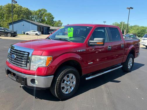 Red 2011 Ford F-150 XLT