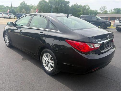 Midnight Black Mica 2013 Hyundai SONATA GLS