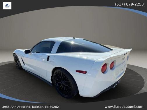 2005 Chevrolet Corvette Base