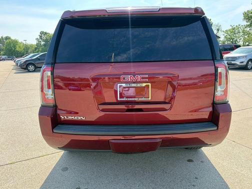 Crimson Red Tintcoat 2018 GMC Yukon SLT