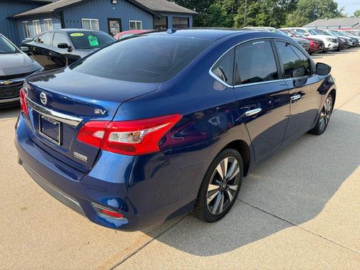 Deep Blue Pearl 2019 Nissan Sentra SV