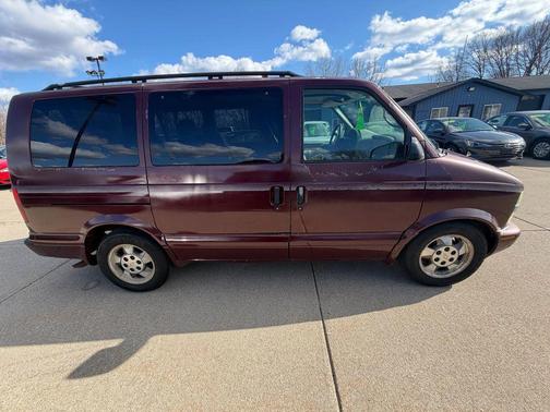 2003 Chevrolet Astro Base