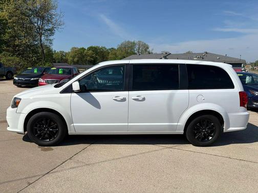 White Knuckle Clearcoat 2019 Dodge Grand Caravan GT