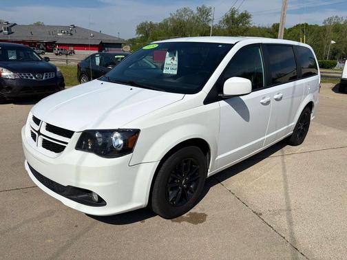 White Knuckle Clearcoat 2019 Dodge Grand Caravan GT