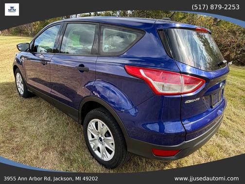 2016 Ford Escape S