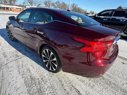 2017 Nissan Maxima 3.5 SR
