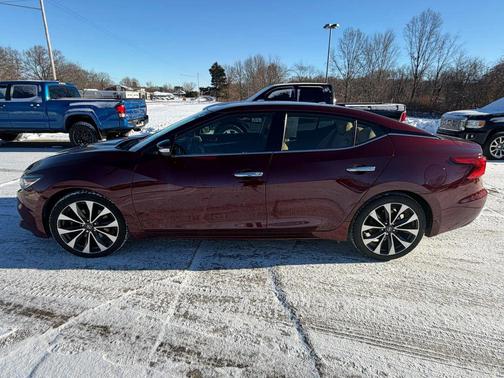 2017 Nissan Maxima 3.5 SR