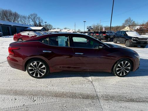 2017 Nissan Maxima 3.5 SR