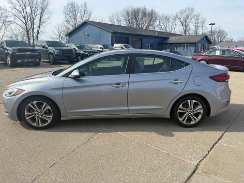 2017 Hyundai ELANTRA Limited