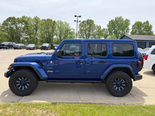 Ocean Blue Metallic Clearcoat 2019 Jeep Wrangler Unlimited Sahara