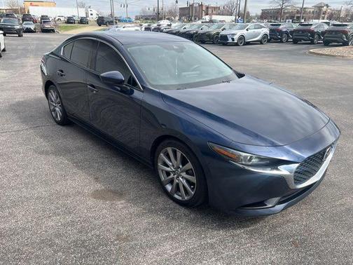 2019 Mazda Mazda3 FWD w/Premium Package
