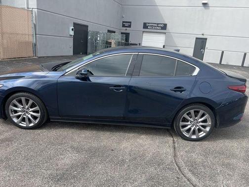 2019 Mazda Mazda3 FWD w/Premium Package
