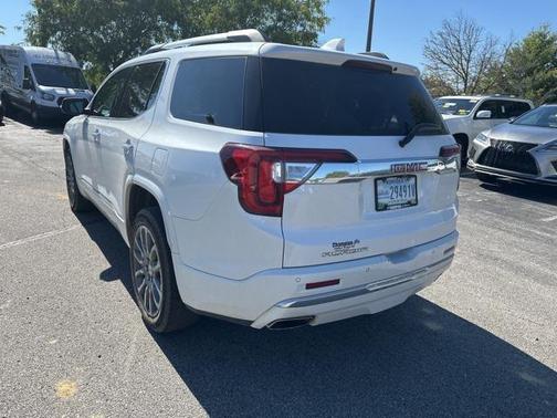 2022 GMC Acadia Denali