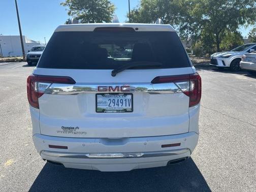 2022 GMC Acadia Denali