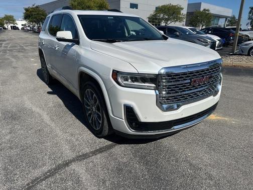 2022 GMC Acadia Denali