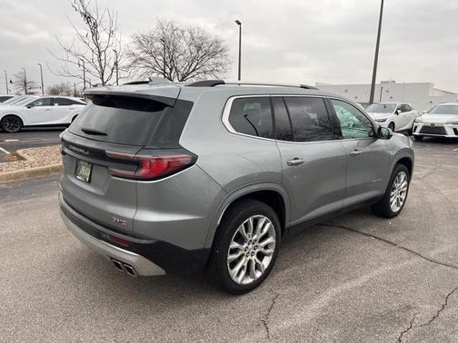 2024 GMC Acadia Denali