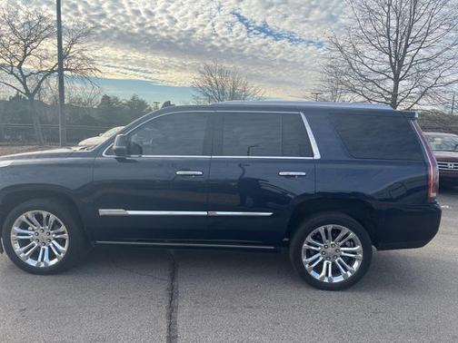2018 Cadillac Escalade Premium Luxury