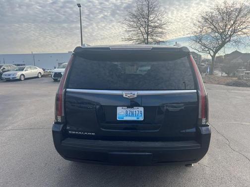 2018 Cadillac Escalade Premium Luxury