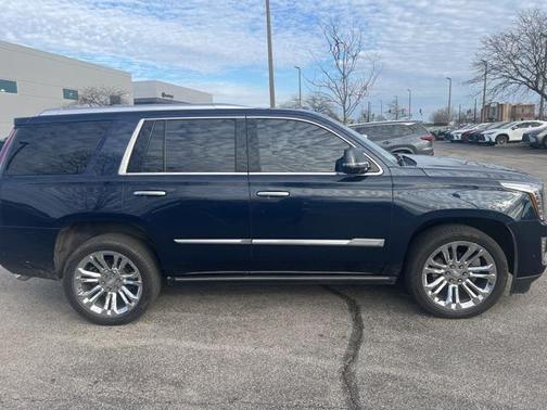 2018 Cadillac Escalade Premium Luxury