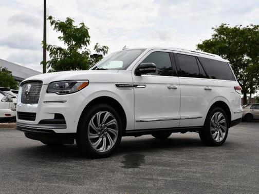 2022 Lincoln Navigator Reserve