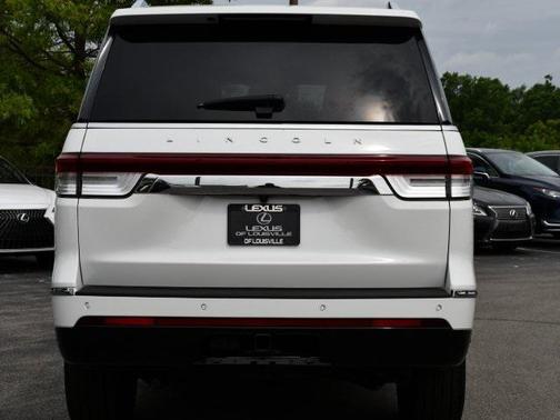 2022 Lincoln Navigator Reserve