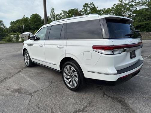 2022 Lincoln Navigator Reserve