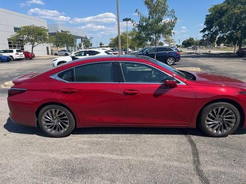 2024 Lexus ES 350 Ultra Luxury
