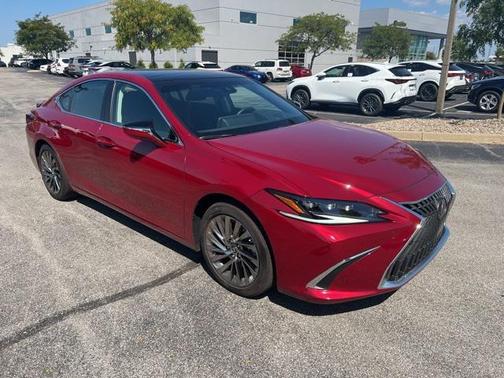 2024 Lexus ES 350 Ultra Luxury