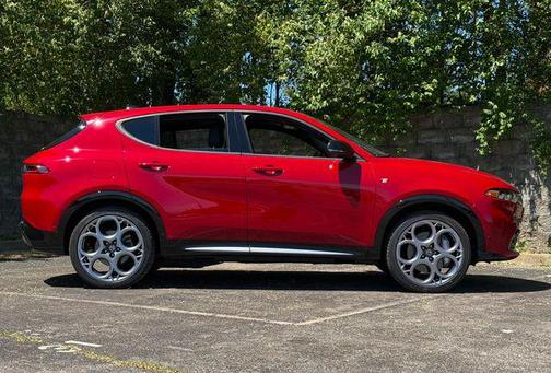 Alfa Rosso 2024 Alfa Romeo Tonale Ti EAWD