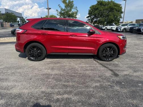 2022 Ford Edge ST