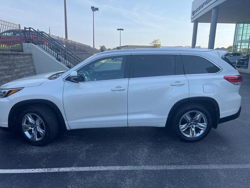 2017 Toyota Highlander Limited