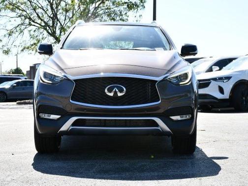 2019 INFINITI QX30 ESSENTIAL