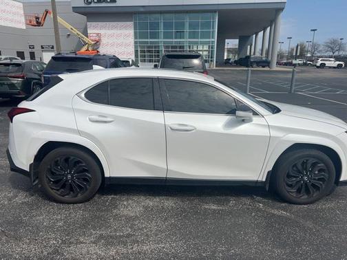 2023 Lexus UX 250h Base