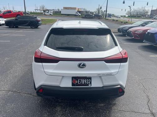 2023 Lexus UX 250h Base