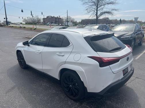 2023 Lexus UX 250h Base