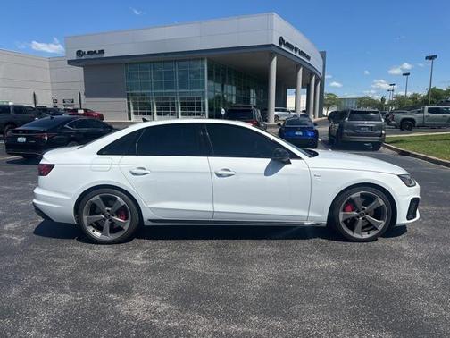 2023 Audi A4 45 S line Premium Plus