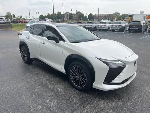 2023 Lexus RZ 450e Luxury
