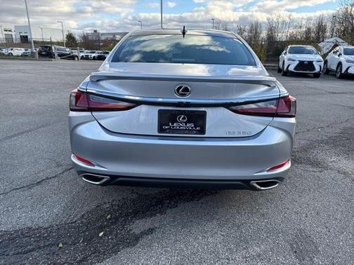 2023 Lexus ES 350 Ultra Luxury