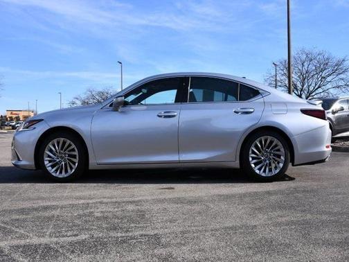 2023 Lexus ES 350 Ultra Luxury