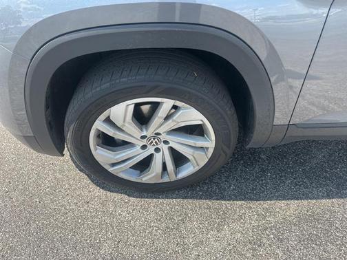 2021 Volkswagen Atlas 3.6L SE w/Technology
