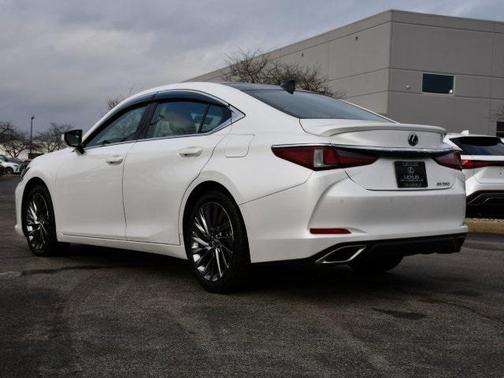 2024 Lexus ES 350 Luxury