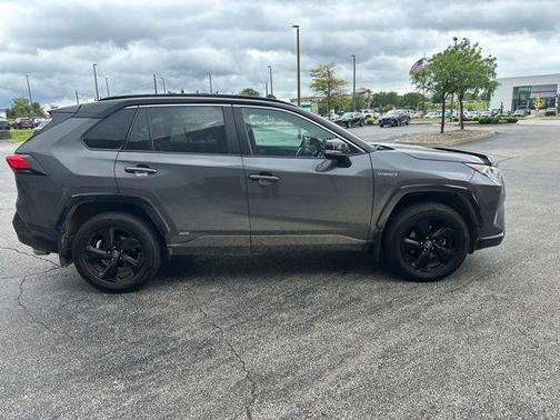 Magnetic Gray Metallic 2019 Toyota RAV4 Hybrid SE