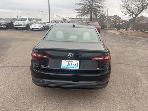 2023 Volkswagen Jetta 1.5T SE