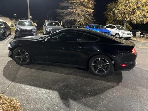 2018 Ford Mustang EcoBoost