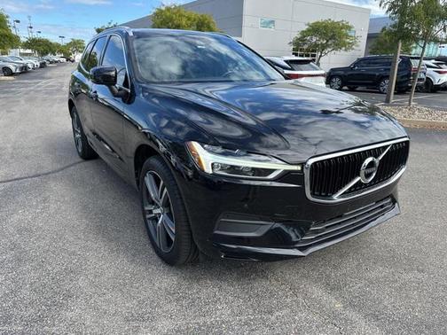 2020 Volvo XC60 T5 Momentum